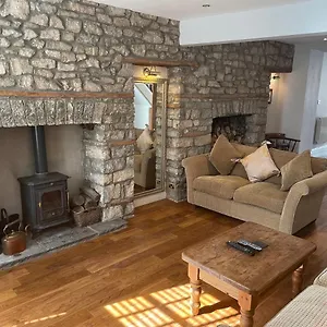 Holiday home 17 Eastgate, Cowbridge